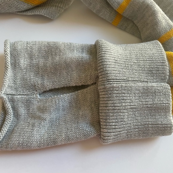Lululemon twist and wrap grey and yellow can be worn multiple ways size 10 - Picture 6 of 7